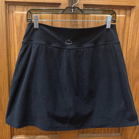 Beyond Yoga Spacedye Movement Skirt in Darkest Night - Picture 6 of 6